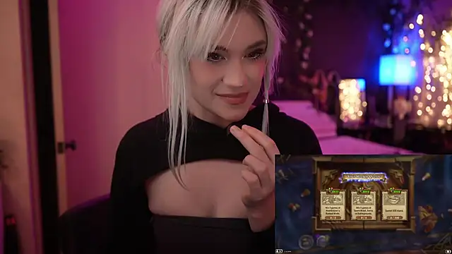 Snapshot of littlelune chatting on October 2025 12:00:01 AM littlelune online show from October 2025 12:00:01 AM