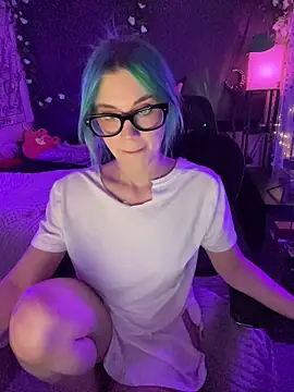 Snapshot of littlelune chatting on July 2026 12:40:01 AM littlelune online show from July 2026 12:40:01 AM