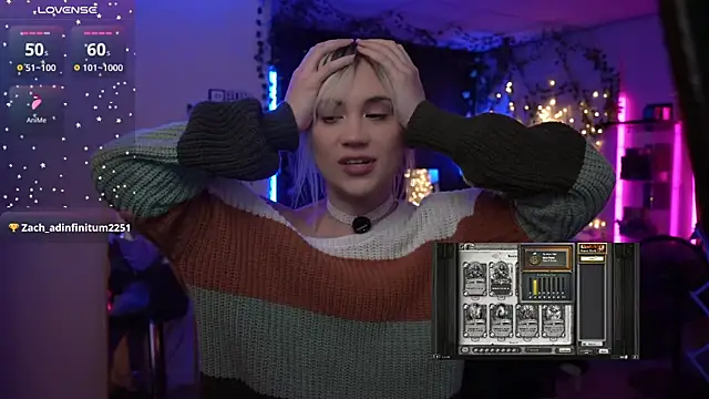 Snapshot of littlelune chatting on November 2025 01:20:02 AM littlelune online show from November 2025 01:20:02 AM