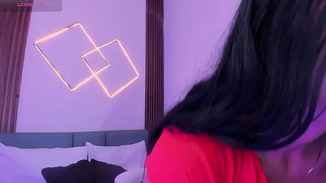 Miiaa jones online show from March 2026 01:28:02 PM