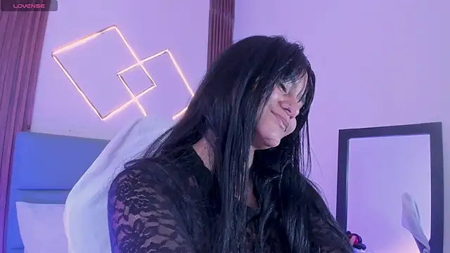 Miiaa jones online show from February 2026 01:44:01 PM