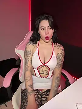 Draculona-666 online show from April 2026 03:46:02 AM