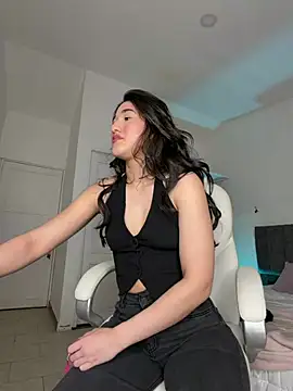 julieta jhonss online show from June 2026 02:42:01 AM