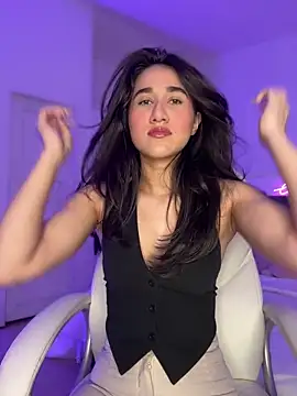 julieta jhonss online show from April 2026 02:48:01 AM