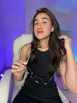 julieta jhonss online show from June 2026 06:52:02 AM