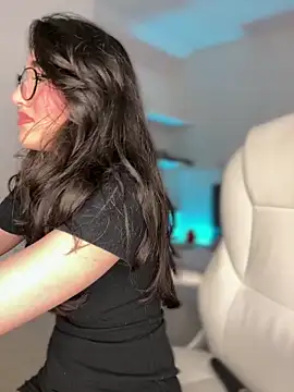 julieta jhonss online show from March 2026 03:41:01 AM