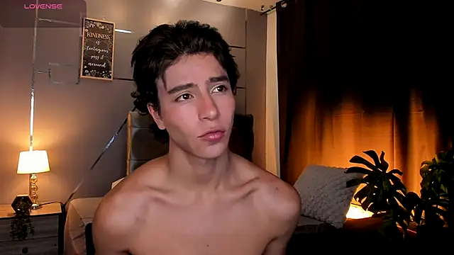 Christopher 77 online show from November 2025 05:16:02 PM