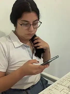 Snapshot of Velma_star chatting on October 2025 11:12:01 AM Velma star online show from October 2025 11:12:01 AM
