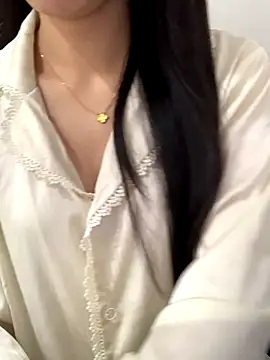 JennyQueen18 online show from November 2025 03:40:02 AM