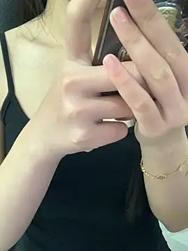 JennyQueen18 online show from March 2026 03:41:02 PM