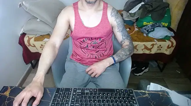 bossking017 online show from March 2025 02:23:01 PM