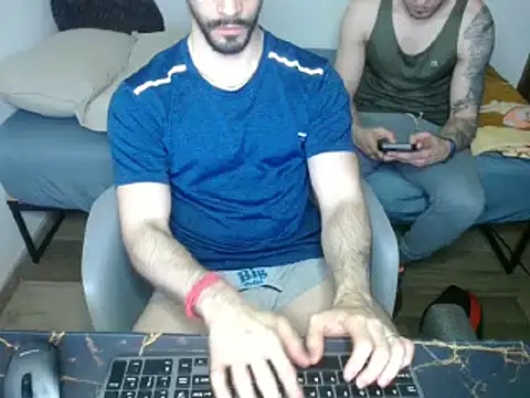 bossking017 online show from March 2025 10:39:02 PM