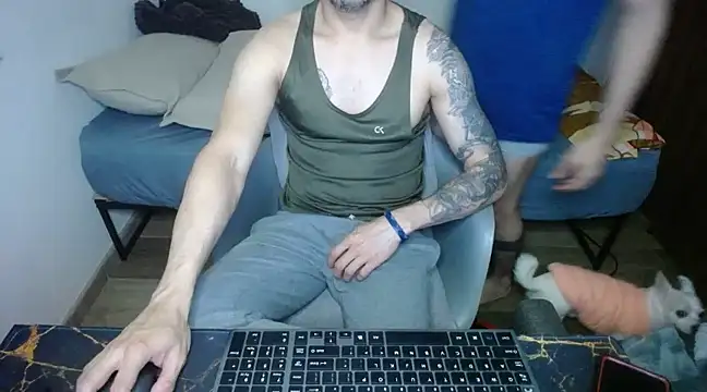 bossking017 online show from March 2025 03:22:02 AM