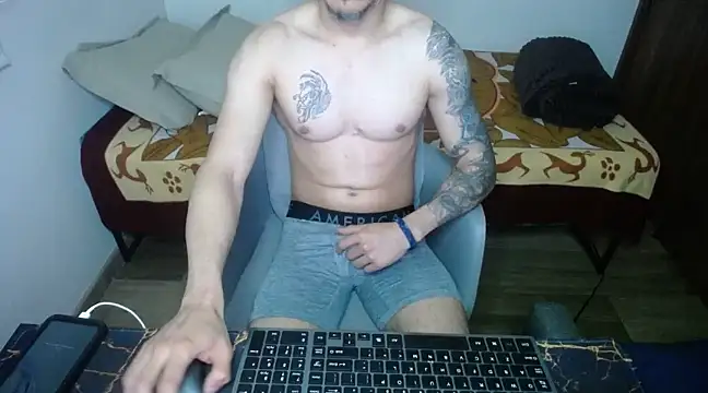 bossking017 online show from March 2025 10:55:02 AM