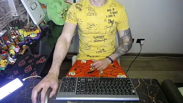 bossking017 online show from September 2025 04:00:01 AM