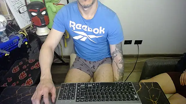 bossking017 online show from September 2025 03:24:02 AM