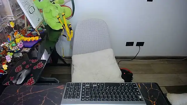 bossking017 online show from September 2025 03:12:02 PM