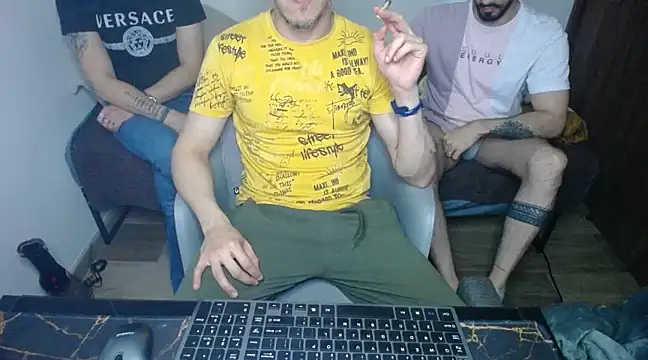 bossking017 online show from February 2025 10:28:01 PM