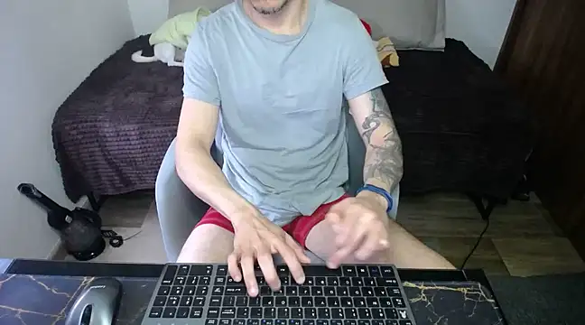 bossking017 online show from February 2025 02:27:02 PM