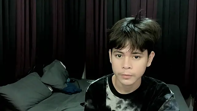 Snapshot of hotfreshdior chatting on December 2025 04:28:02 PM hotfreshdior online show from December 2025 04:28:02 PM