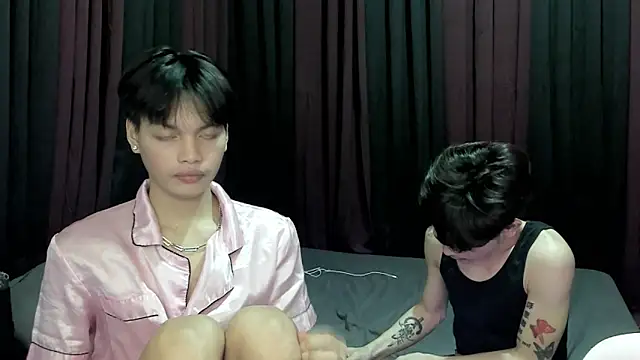 Snapshot of hotfreshdior chatting on December 2025 04:30:01 PM hotfreshdior online show from December 2025 04:30:01 PM