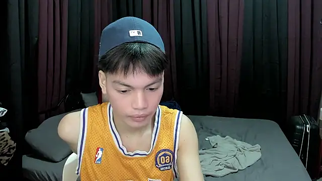 Snapshot of hotfreshdior chatting on December 2025 08:15:02 PM hotfreshdior online show from December 2025 08:15:02 PM