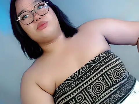 Snapshot of itsmeyourgirlfucker chatting on December 2025 11:27:01 AM itsmeyourgirlfucker online show from December 2025 11:27:01 AM