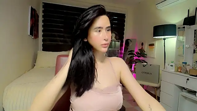 XhotcockcumXts online show from April 2026 02:18:02 AM