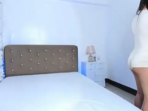 micaganda online show from October 2025 05:32:02 PM