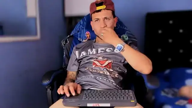 Thonixxx mr online show from March 2026 03:57:01 AM