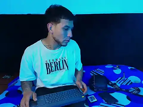 Thonixxx mr online show from March 2026 03:02:01 AM