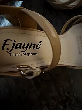 daisylouis online show from March 2026 12:36:01 PM