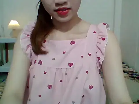   Donna   online show from September 2025 03:50:02 PM