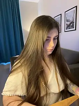 Lovely Waifu online show from April 2026 11:22:02 AM