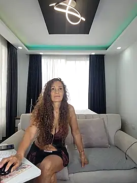 evasweett   online show from May 2026 01:15:01 PM