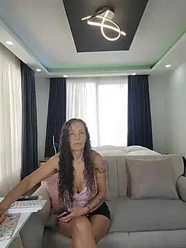 evasweett   online show from May 2026 01:40:02 PM