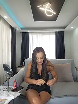 evasweett   online show from June 2026 03:39:01 PM