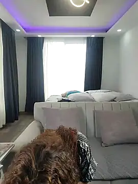 evasweett   online show from February 2026 04:50:02 PM