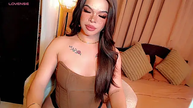 Nyxie luxx online show from February 2026 04:40:01 PM