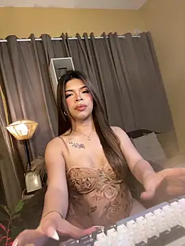 Nyxie luxx online show from April 2026 09:21:01 PM