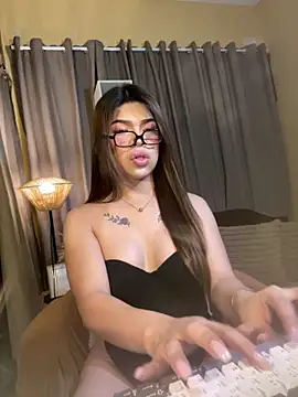 Nyxie luxx online show from May 2026 11:59:01 AM