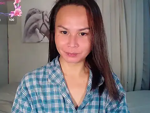 holly bitch online show from January 2026 02:18:02 AM