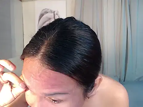 holly bitch online show from February 2026 12:52:01 AM