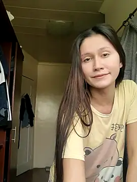 Snapshot of anne_smithe chatting on November 2025 02:48:02 AM anne smithe online show from November 2025 02:48:02 AM