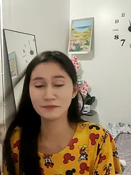 Snapshot of anne_smithe chatting on November 2025 03:45:01 PM anne smithe online show from November 2025 03:45:01 PM