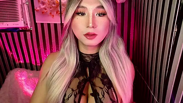 UrhotlucyTS online show from March 2026 07:01:02 AM