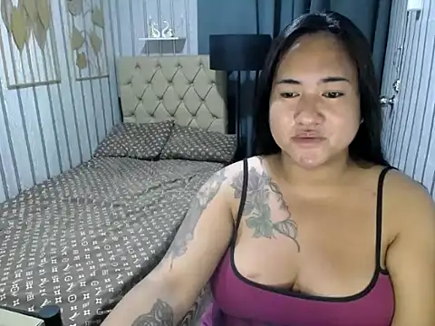 avamendez13 online show from September 2025 02:01:01 PM