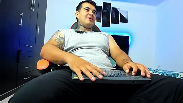 thiago  cp01 online show from February 2026 04:20:01 AM