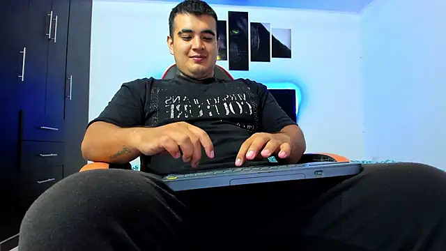 Snapshot of thiago__cp01 chatting on November 2025 06:29:01 AM thiago cp01 online show from November 2025 06:29:01 AM