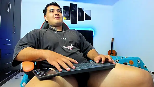 thiago  cp01 online show from March 2026 04:13:01 AM